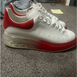 Alexander mcqueen size 8.5